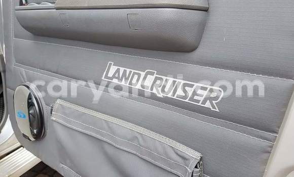 Buy Used Toyota Land Cruiser Silver Car in Livingstone in Zambia Buy Used Toyota Land Cruiser Silver Car in Livingstone in Zambia