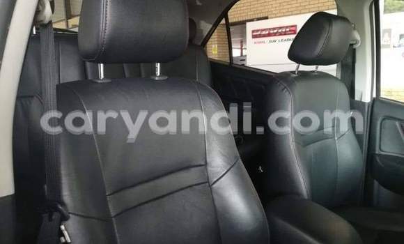 Acheter Occasion Voiture Toyota Fortuner Blanc à Livingstone, Zambie Acheter Occasion Voiture Toyota Fortuner Blanc à Livingstone, Zambie