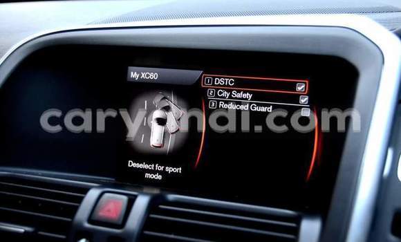 Acheter Occasion Voiture Volvo XC60 Rouge à Lusaka, Zambie Acheter Occasion Voiture Volvo XC60 Rouge à Lusaka, Zambie