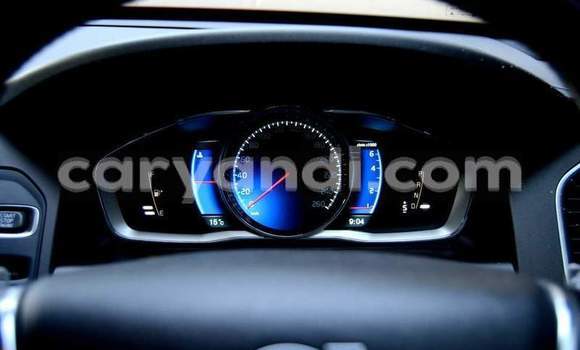 Acheter Occasion Voiture Volvo XC60 Rouge à Lusaka, Zambie Acheter Occasion Voiture Volvo XC60 Rouge à Lusaka, Zambie