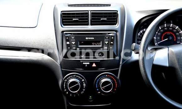 Acheter Occasion Voiture Toyota Avanza Blanc à Chingola, Zambie Acheter Occasion Voiture Toyota Avanza Blanc à Chingola, Zambie