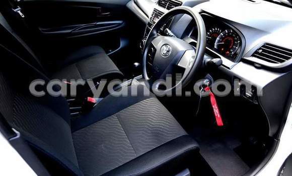 Acheter Occasion Voiture Toyota Avanza Blanc à Chingola, Zambie Acheter Occasion Voiture Toyota Avanza Blanc à Chingola, Zambie