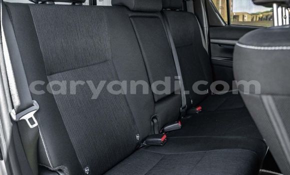 Buy Used Toyota Hilux Silver Car in Chilanga in Lusaka Buy Used Toyota Hilux Silver Car in Chilanga in Lusaka