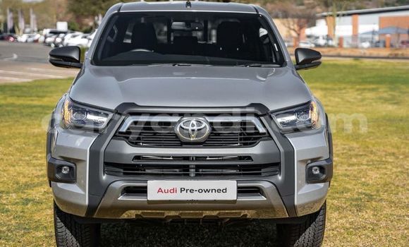 Buy Used Toyota Hilux Silver Car in Chilanga in Lusaka Buy Used Toyota Hilux Silver Car in Chilanga in Lusaka