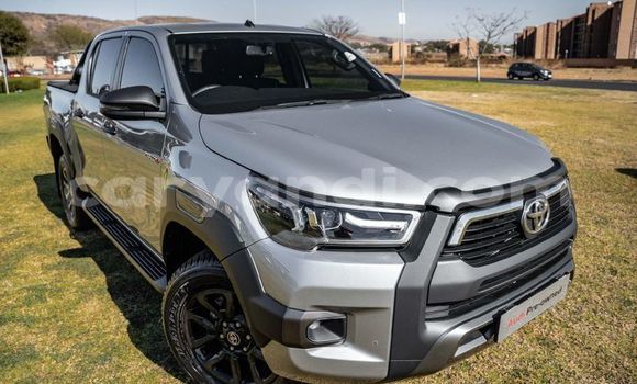 Buy Used Toyota Hilux Silver Car in Chilanga in Lusaka Buy Used Toyota Hilux Silver Car in Chilanga in Lusaka
