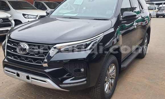 Buy Used Toyota Fortuner Black Car in Livingstone in Zambia Buy Used Toyota Fortuner Black Car in Livingstone in Zambia