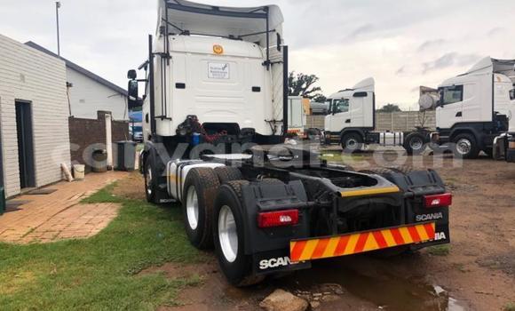 Buy Used Scania R420 White Truck in Kafue in Lusaka Buy Used Scania R420 White Truck in Kafue in Lusaka