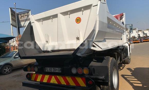 Acheter Occasion Utilitaire Man TGX Blanc à Mpika, Nord Acheter Occasion Utilitaire Man TGX Blanc à Mpika, Nord