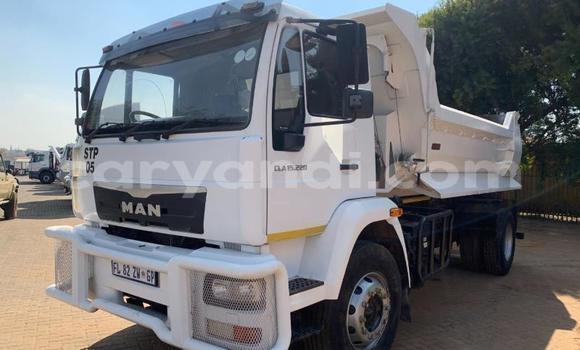 Acheter Occasion Utilitaire Man TGX Blanc à Mpika, Nord Acheter Occasion Utilitaire Man TGX Blanc à Mpika, Nord