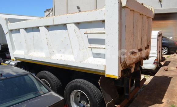 Buy Used Isuzu FTR 850 White Truck in Kalulushi in Copperbelt Buy Used Isuzu FTR 850 White Truck in Kalulushi in Copperbelt