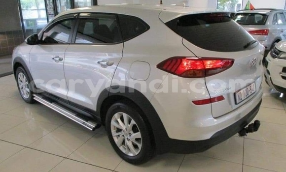 Acheter Occasion Voiture Hyundai Tucson Gris à Chipata, Zambie Acheter Occasion Voiture Hyundai Tucson Gris à Chipata, Zambie