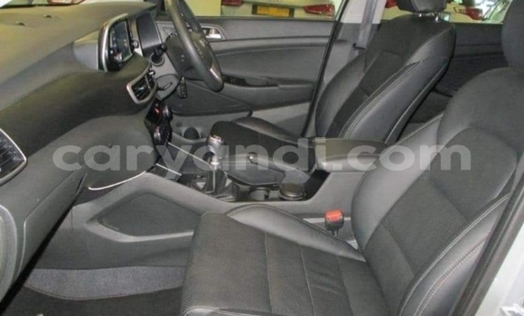 Acheter Occasion Voiture Hyundai Tucson Gris à Chipata, Zambie Acheter Occasion Voiture Hyundai Tucson Gris à Chipata, Zambie
