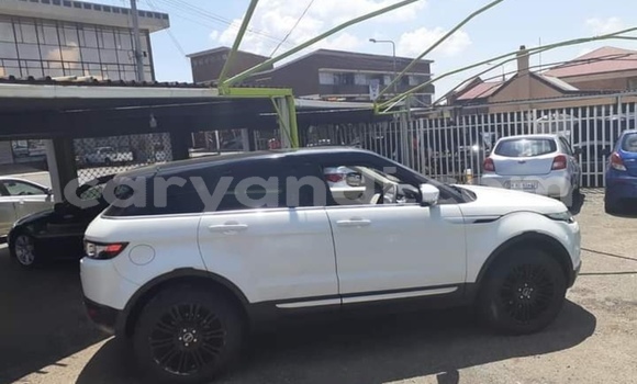 Acheter Occasion Voiture Range Rover Evoque Blanc à Chipata, Zambie Acheter Occasion Voiture Range Rover Evoque Blanc à Chipata, Zambie
