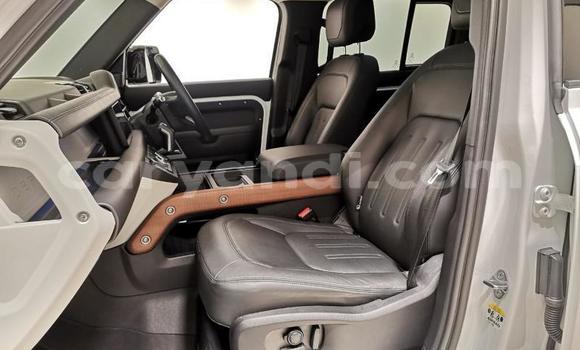 Buy Used Land Rover Defender White Car in Lusaka in Zambia Buy Used Land Rover Defender White Car in Lusaka in Zambia