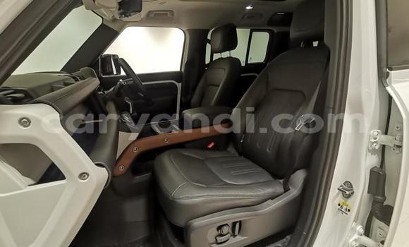 Buy Used Land Rover Defender White Car in Lusaka in Zambia Buy Used Land Rover Defender White Car in Lusaka in Zambia