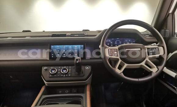 Buy Used Land Rover Defender White Car in Lusaka in Zambia Buy Used Land Rover Defender White Car in Lusaka in Zambia