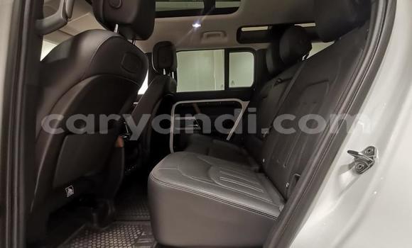 Buy Used Land Rover Defender White Car in Lusaka in Zambia Buy Used Land Rover Defender White Car in Lusaka in Zambia