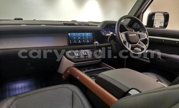 Buy Used Land Rover Defender White Car in Lusaka in Zambia Buy Used Land Rover Defender White Car in Lusaka in Zambia