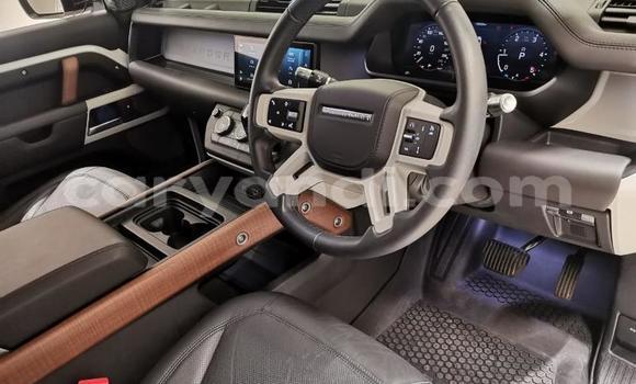 Buy Used Land Rover Defender White Car in Lusaka in Zambia Buy Used Land Rover Defender White Car in Lusaka in Zambia