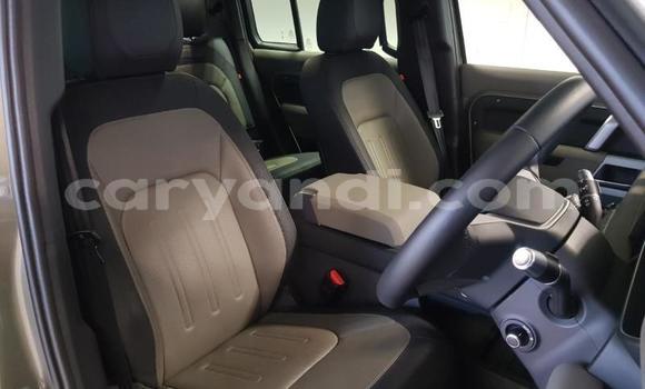 Acheter Occasion Voiture Land Rover Defender Beige à Lusaka, Zambie Acheter Occasion Voiture Land Rover Defender Beige à Lusaka, Zambie