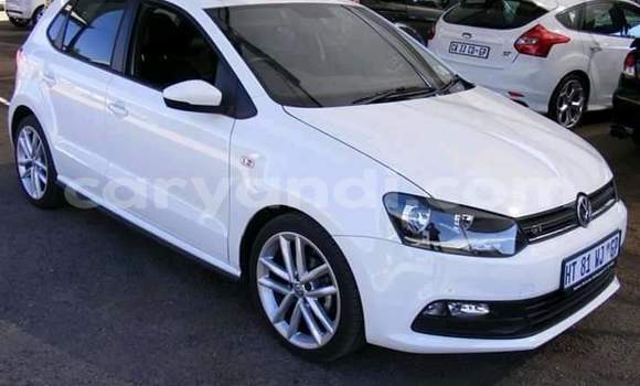 Tenga Tsaru Volkswagen Polo Chena Mota in Chipata in Zambia