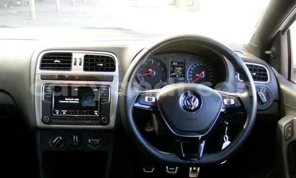 Acheter Occasion Voiture Volkswagen Polo Blanc à Chipata, Zambie Acheter Occasion Voiture Volkswagen Polo Blanc à Chipata, Zambie