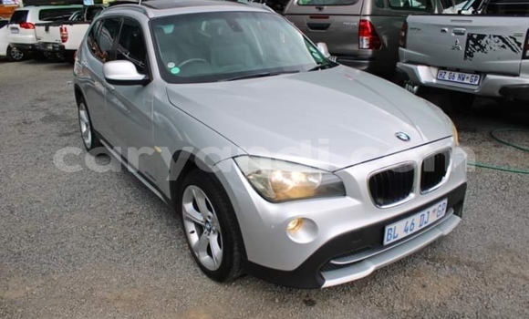 Acheter Occasion Voiture BMW X1 Gris à Chipata, Zambie Acheter Occasion Voiture BMW X1 Gris à Chipata, Zambie