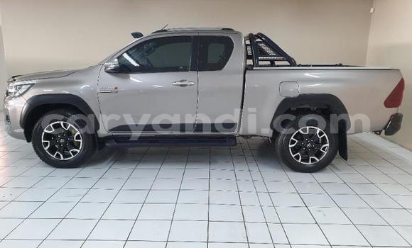 Tenga Tsaru Toyota Hilux Sirivha Mota in Lusaka in Zambia Tenga Tsaru Toyota Hilux Sirivha Mota in Lusaka in Zambia