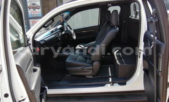 Buy Used Toyota Hilux White Car in Lusaka in Zambia Buy Used Toyota Hilux White Car in Lusaka in Zambia
