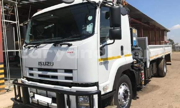 Acheter Occasion Utilitaire Isuzu FTR 850 Blanc à Chipata, Zambie Acheter Occasion Utilitaire Isuzu FTR 850 Blanc à Chipata, Zambie