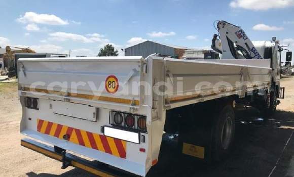 Acheter Occasion Utilitaire Isuzu FTR 850 Blanc à Chipata, Zambie Acheter Occasion Utilitaire Isuzu FTR 850 Blanc à Chipata, Zambie