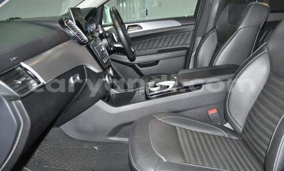 Acheter Occasion Voiture Mercedes-Benz GLC 250D Blanc à Chipata, Zambie Acheter Occasion Voiture Mercedes-Benz GLC 250D Blanc à Chipata, Zambie