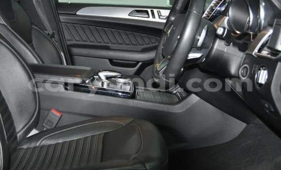 Acheter Occasion Voiture Mercedes-Benz GLC 250D Blanc à Chipata, Zambie Acheter Occasion Voiture Mercedes-Benz GLC 250D Blanc à Chipata, Zambie