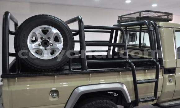 Acheter Occasion Voiture Toyota Land Cruiser Autre à Chipata, Zambie Acheter Occasion Voiture Toyota Land Cruiser Autre à Chipata, Zambie