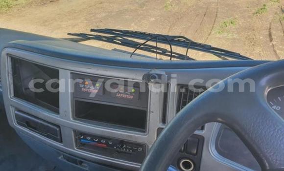 Acheter Occasion Utilitaire Nissan UD Rouge à Choma, Du sud Acheter Occasion Utilitaire Nissan UD Rouge à Choma, Du sud