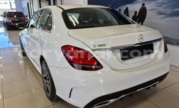 Buy Used Mercedes‒Benz C–Class White Car in Lusaka in Zambia Buy Used Mercedes‒Benz C–Class White Car in Lusaka in Zambia