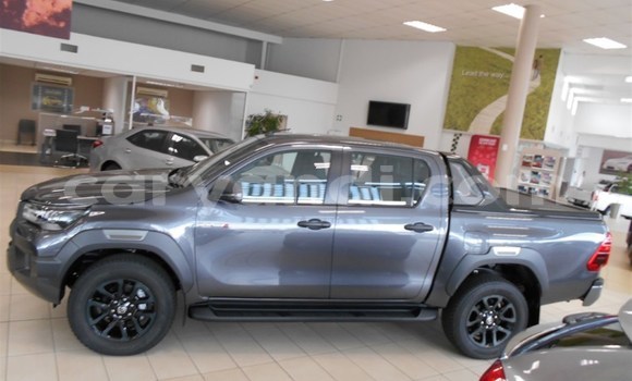 Buy Used Toyota Hilux Beige Car in Lusaka in Zambia Buy Used Toyota Hilux Beige Car in Lusaka in Zambia