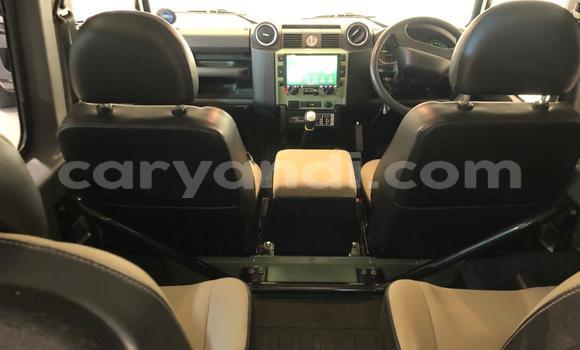 Buy Used Land Rover Defender Green Car in Lusaka in Zambia Buy Used Land Rover Defender Green Car in Lusaka in Zambia