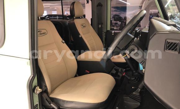 Buy Used Land Rover Defender Green Car in Lusaka in Zambia Buy Used Land Rover Defender Green Car in Lusaka in Zambia