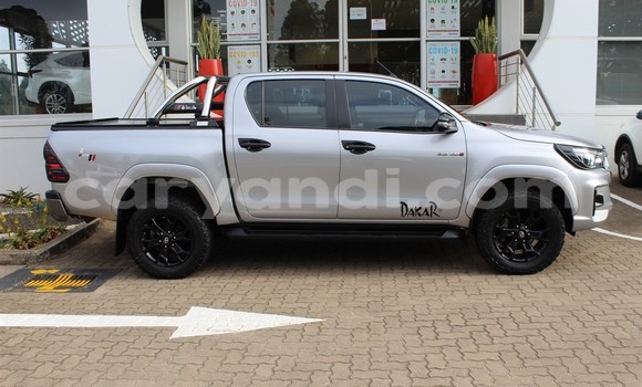 Buy Used Toyota Hilux Silver Car in Lusaka in Zambia