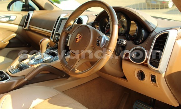 Buy Used Porsche Cayenne Blue Car in Lusaka in Zambia Buy Used Porsche Cayenne Blue Car in Lusaka in Zambia