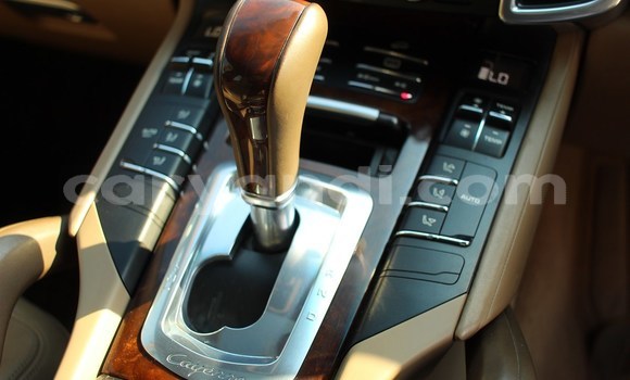 Buy Used Porsche Cayenne Blue Car in Lusaka in Zambia Buy Used Porsche Cayenne Blue Car in Lusaka in Zambia