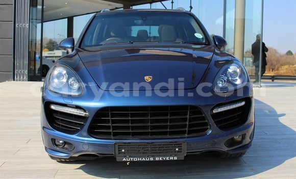 Buy Used Porsche Cayenne Blue Car in Lusaka in Zambia Buy Used Porsche Cayenne Blue Car in Lusaka in Zambia