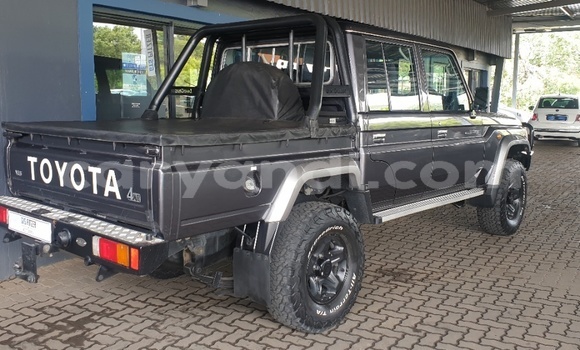Buy Used Toyota Land Cruiser Black Car in Lusaka in Zambia Buy Used Toyota Land Cruiser Black Car in Lusaka in Zambia