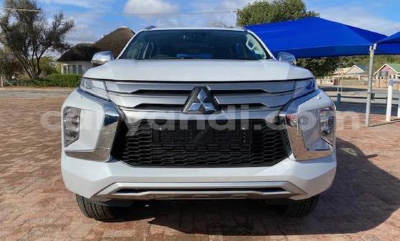 Buy Used Mitsubishi Pajero Sport White Car in Kitwe in Zambia Buy Used Mitsubishi Pajero Sport White Car in Kitwe in Zambia