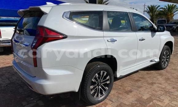 Buy Used Mitsubishi Pajero Sport White Car in Kitwe in Zambia Buy Used Mitsubishi Pajero Sport White Car in Kitwe in Zambia