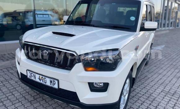 Buy Used Mahindra Scorpio White Car in Livingstone in Zambia Buy Used Mahindra Scorpio White Car in Livingstone in Zambia