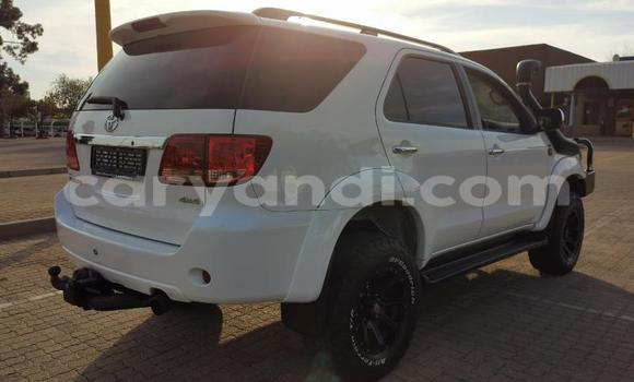 Tenga Tsaru Toyota Fortuner Chena Mota in Choma in Southern Tenga Tsaru Toyota Fortuner Chena Mota in Choma in Southern