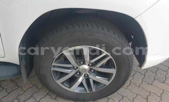 Buy Used Toyota Hilux White Car in Kitwe in Zambia Buy Used Toyota Hilux White Car in Kitwe in Zambia