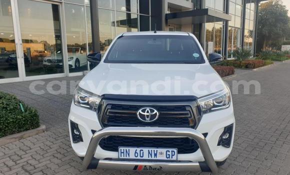 Buy Used Toyota Hilux White Car in Kitwe in Zambia Buy Used Toyota Hilux White Car in Kitwe in Zambia